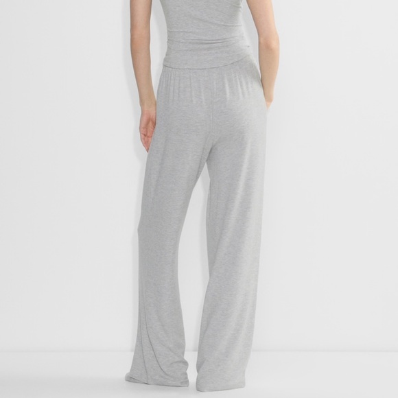Aritzia recharge pant nwt - Picture 7 of 8